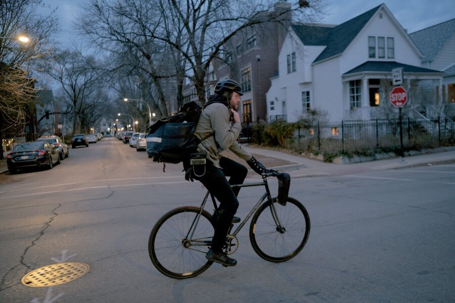 دوچرخه سواری در خیابان